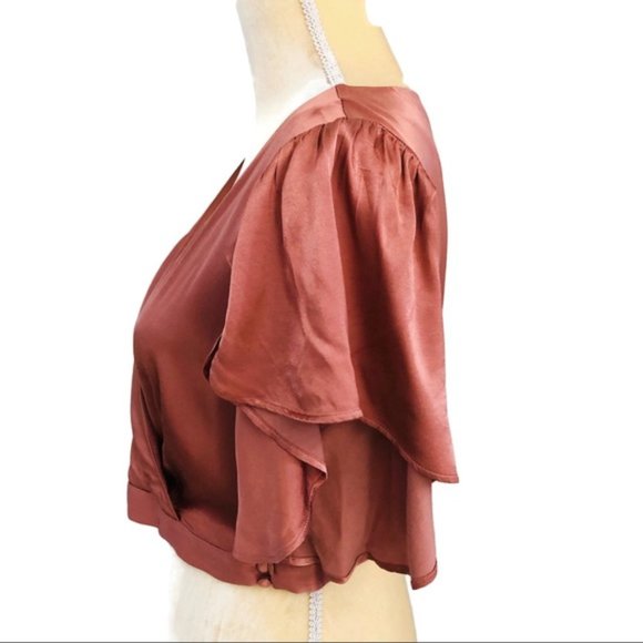 New & Other Stories faux wrap crossover flutter sleeve crop v-neck satin blouse - Picture 2 of 11
